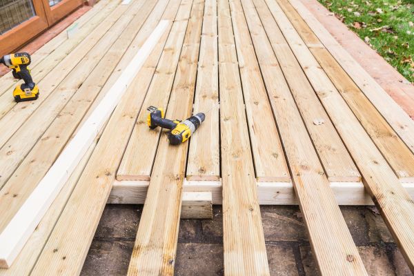 Cost of Damaged Deck Boards Repair in Lakeville