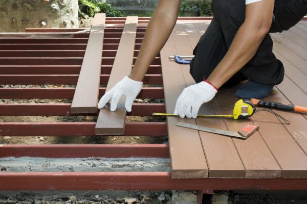 Cost of Custom Deck Installation in Lakeville