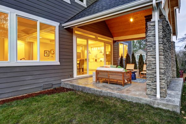 Cost of Back Porch Construction in Lakeville