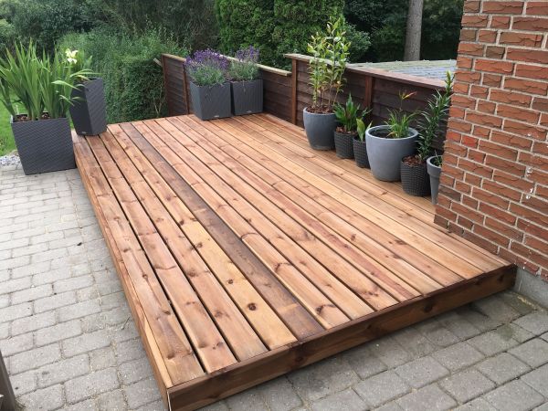 Cost of Platform Deck Installation in Lakeville