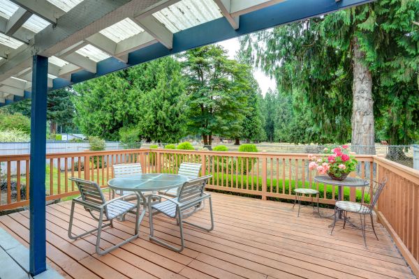 Cost of Deck Carpentry Service in Lakeville